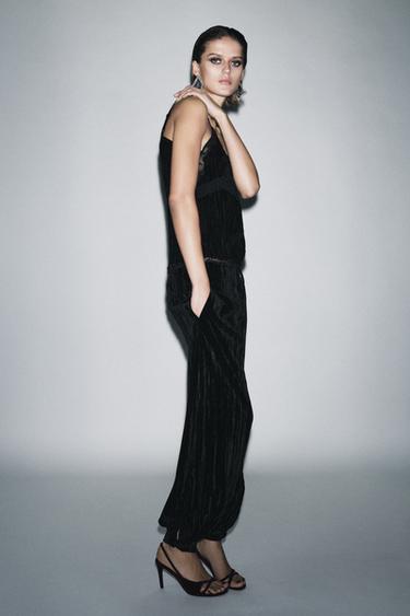 Zara {名称} - {颜色}