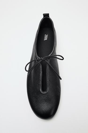 LEATHER BALLET FLATS - Black by Zara
