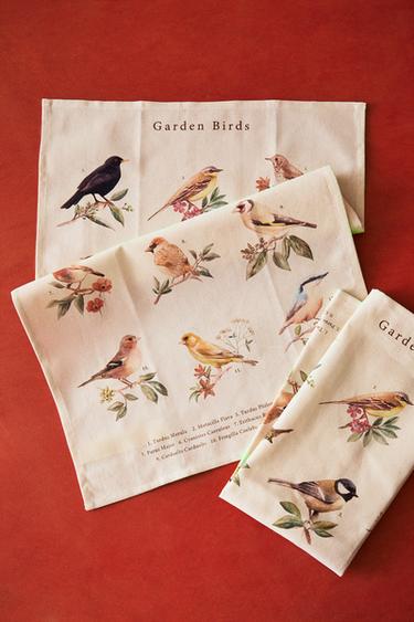 PACK OF COTTON BIRD PRINT TEA TOWELS (PACK OF 2) - Ecru by Zara