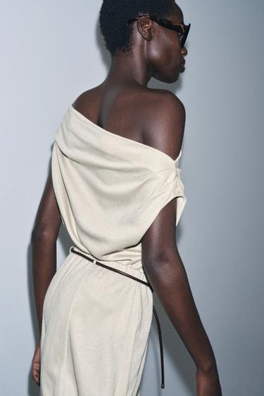 Zara {名称} - {颜色}