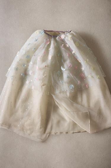 Zara {名称} - {颜色}