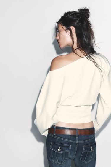 Zara {名称} - {颜色}