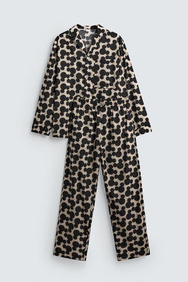 Zara {名称} - {颜色}