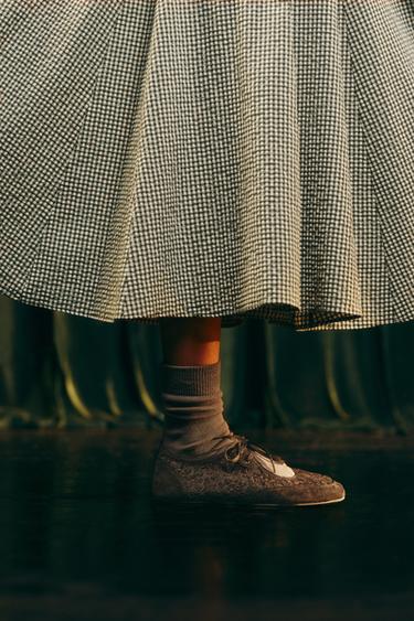 Zara {名称} - {颜色} - 0 图片