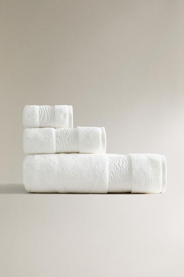 BATH TOWEL WITH MARBLE-EFFECT BORDER - Oyster-white by Zara - Image 0