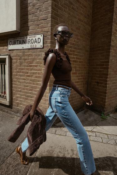 Zara {名称} - {颜色}