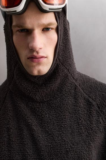 SKI FAUX FUR TEXTURE HOODIE - Dark brown by Zara