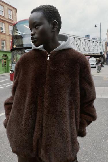 Zara {名称} - {颜色}