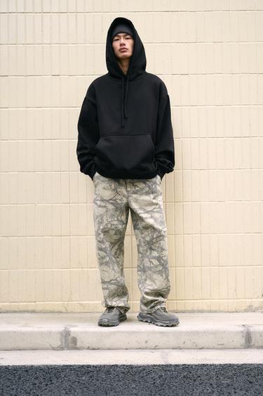 BASIC HOODIE - Black by Zara