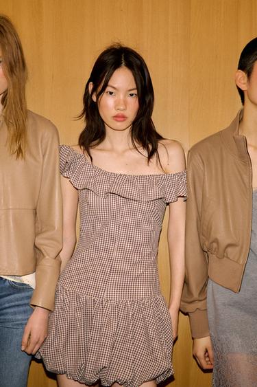 Zara {名称} - {颜色}