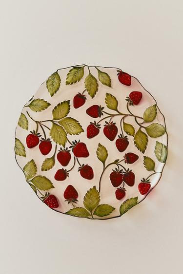 STRAWBERRY SERVICE PLATE - Red by Zara