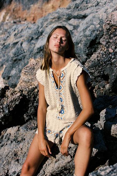 EMBROIDERED CROCHET TOP - Ecru by Zara