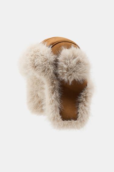 FAUX SUEDE AND FAUX FUR AVIATOR HAT - Mid-camel by Zara