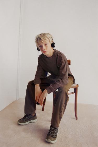 Zara {名称} - {颜色}