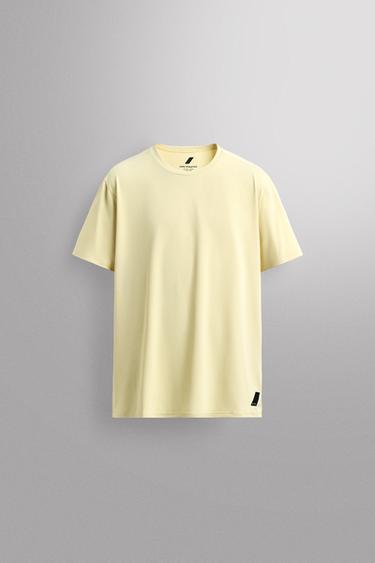 BASIC TECHNICAL T-SHIRT - Light yellow by Zara