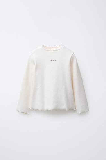 RIBBED T-SHIRT WITH EMBROIDERED DETAIL - Ecru by Zara