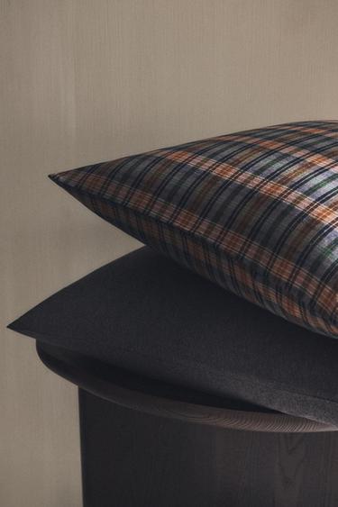 CHECK FLANNEL PILLOWCASE - Blue by Zara