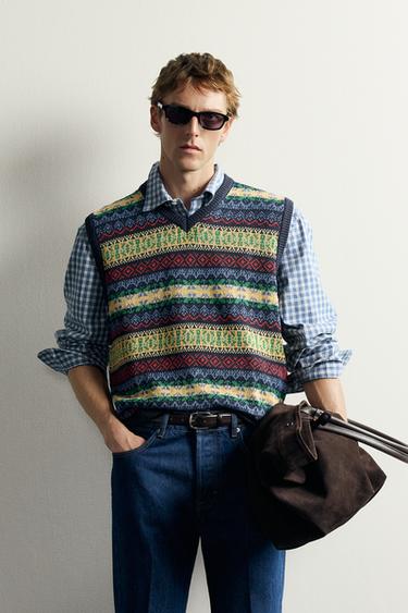GEOMETRIC JACQUARD KNIT LINEN WAISTCOAT AARON LEVINE X ZARA - Navy blue by Zara