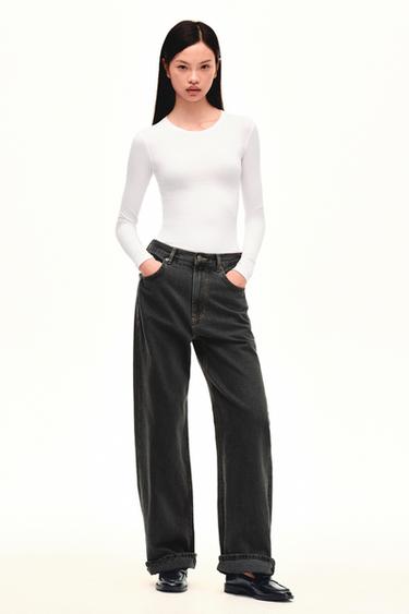 LONG SLEEVE T-SHIRT - White by Zara