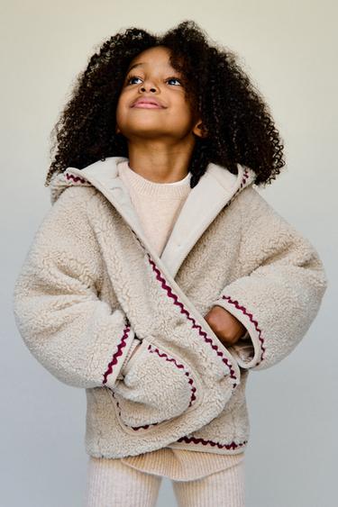 FAUX SHEARLING JACKET WITH RUCHING AND FLEECE LINING - Light beige by Zara