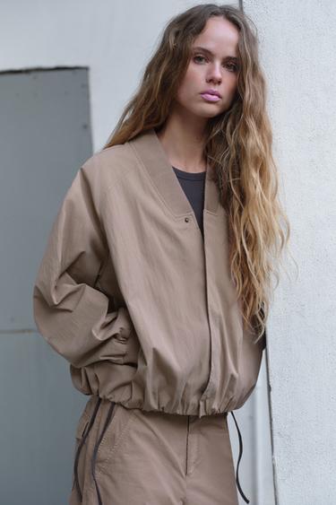 Zara {名称} - {颜色}