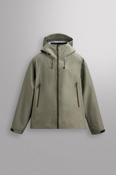 SHELL WATERPROOF TECHNICAL JACKET - Light green by Zara