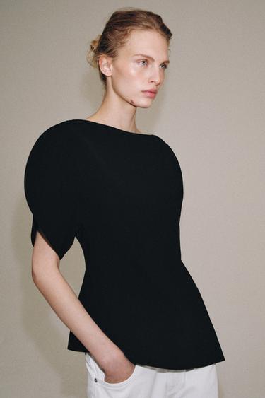 ZW COLLECTION PUFF SLEEVE TOP - Black by Zara