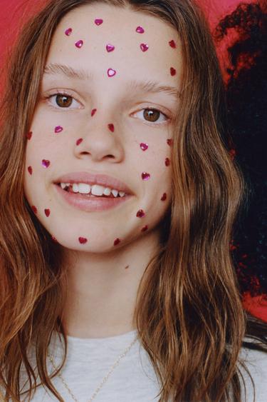 Zara {名称} - {颜色}