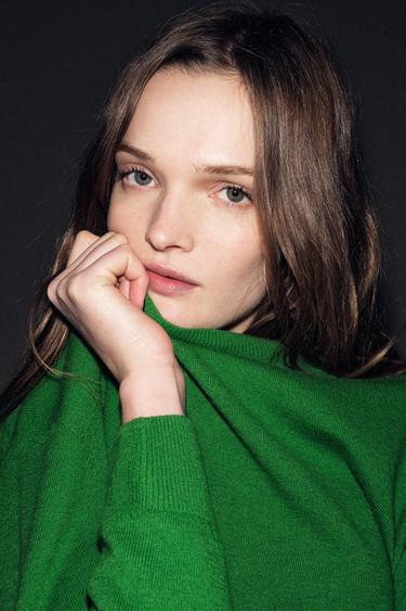 Zara {名称} - {颜色}