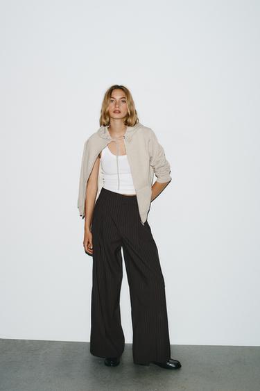PINSTRIPED DARTED TROUSERS WITH FLAPS - Brown / Ecru by Zara