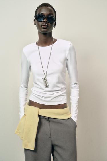 Zara {名称} - {颜色}