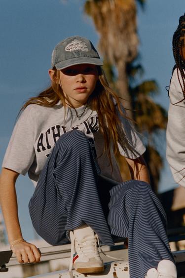 EMBROIDERED FADED-EFFECT CAP - Light grey by Zara