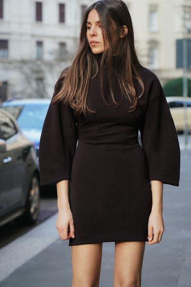 Zara {名称} - {颜色}