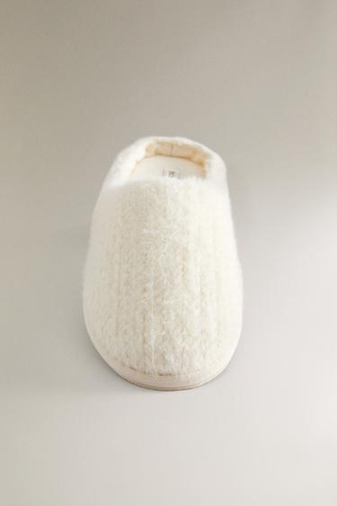 FAUX FUR SLIPPERS WITH PLAITED DETAIL - Beige by Zara