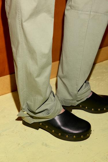 LEATHER CLOGS WITH STUDS - Black by Zara