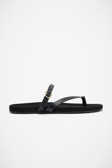 FLAT LEATHER STRAP SANDALS - Black by Zara