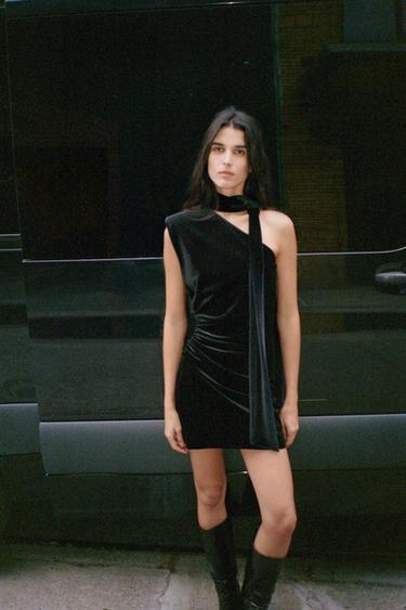 SHORT VELVET FOULARD DRESS - Black by Zara