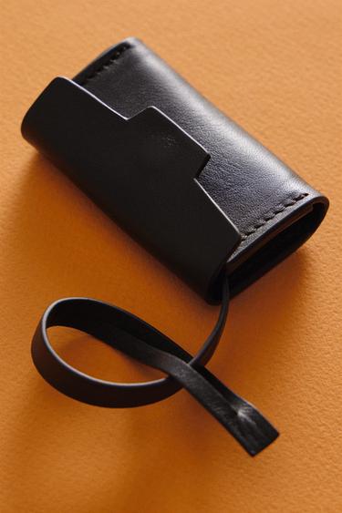 LEATHER PET BAG DISPENSER - Brown by Zara