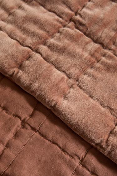 CHECK VELVET QUILT - Pink by Zara
