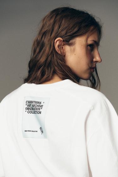 BOXY FIT T-SHIRT WITH LABEL - White by Zara