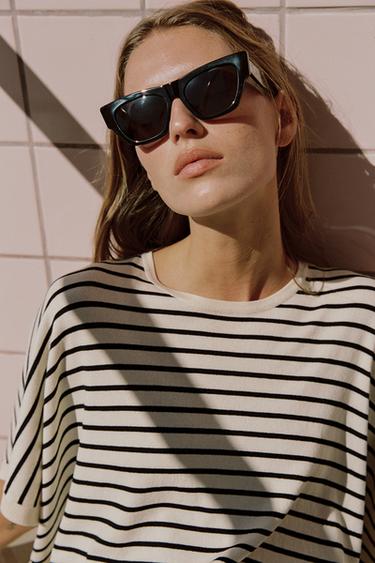WIDE SHORT SLEEVE KNIT TOP - striped by Zara