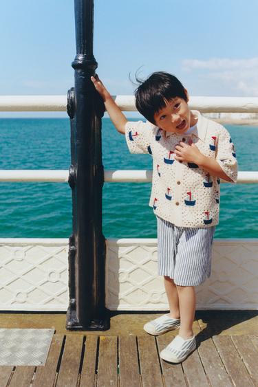 STRIPED TEXTURED PRINT BERMUDA SHORTS - Blue/White by Zara