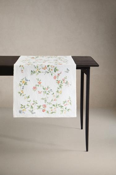 FLORAL PRINT JACQUARD TABLE RUNNER - Greenish by Zara