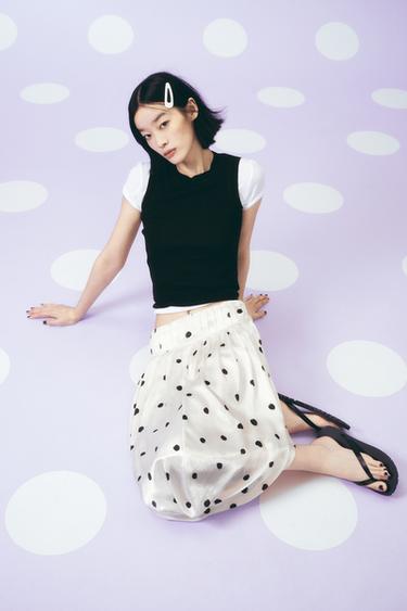 Zara {名称} - {颜色}