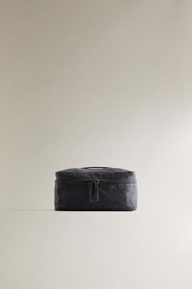 MEDIUM RAMIE WASH BAG - Navy Blue by Zara - Image 0
