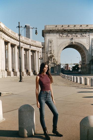 Zara {名称} - {颜色}