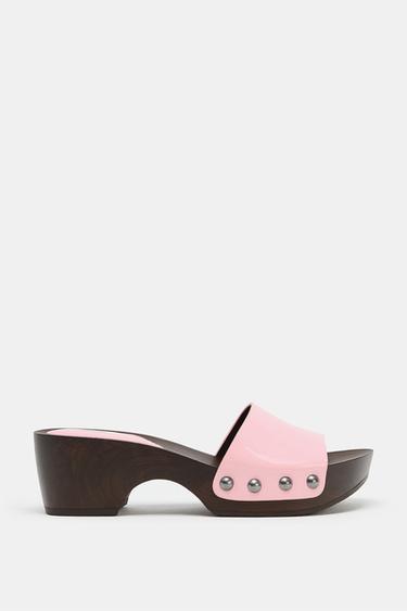 FAUX PATENT WEDGE SANDALS - Pink by Zara