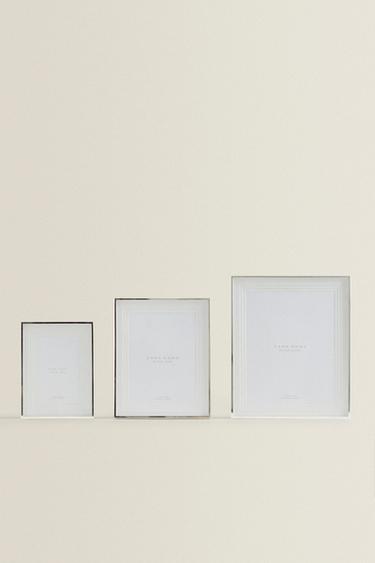 METAL PHOTO FRAME WITH LAYERED PASSE-PARTOUT - Silver by Zara