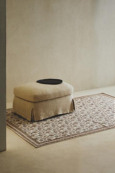 FLORAL PRINT RUG - Pink by Zara