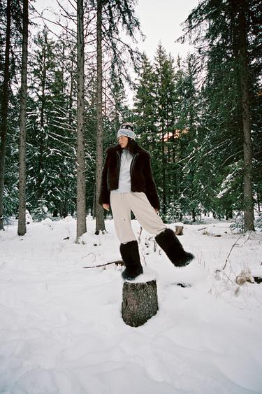 Zara {名称} - {颜色}